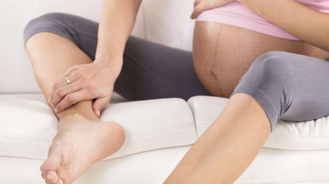 Немеют ноги при беременности: причины, сопутствующие симптомы, лечение