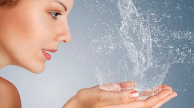 Правильное очищение кожи лица Нужно ли вытирать лицо полотенцем после умывания