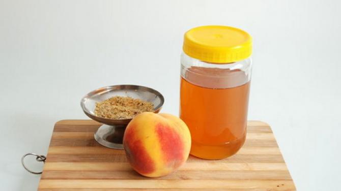 Персиковое масло: универсальное средство для сохранения молодости и сияния кожи